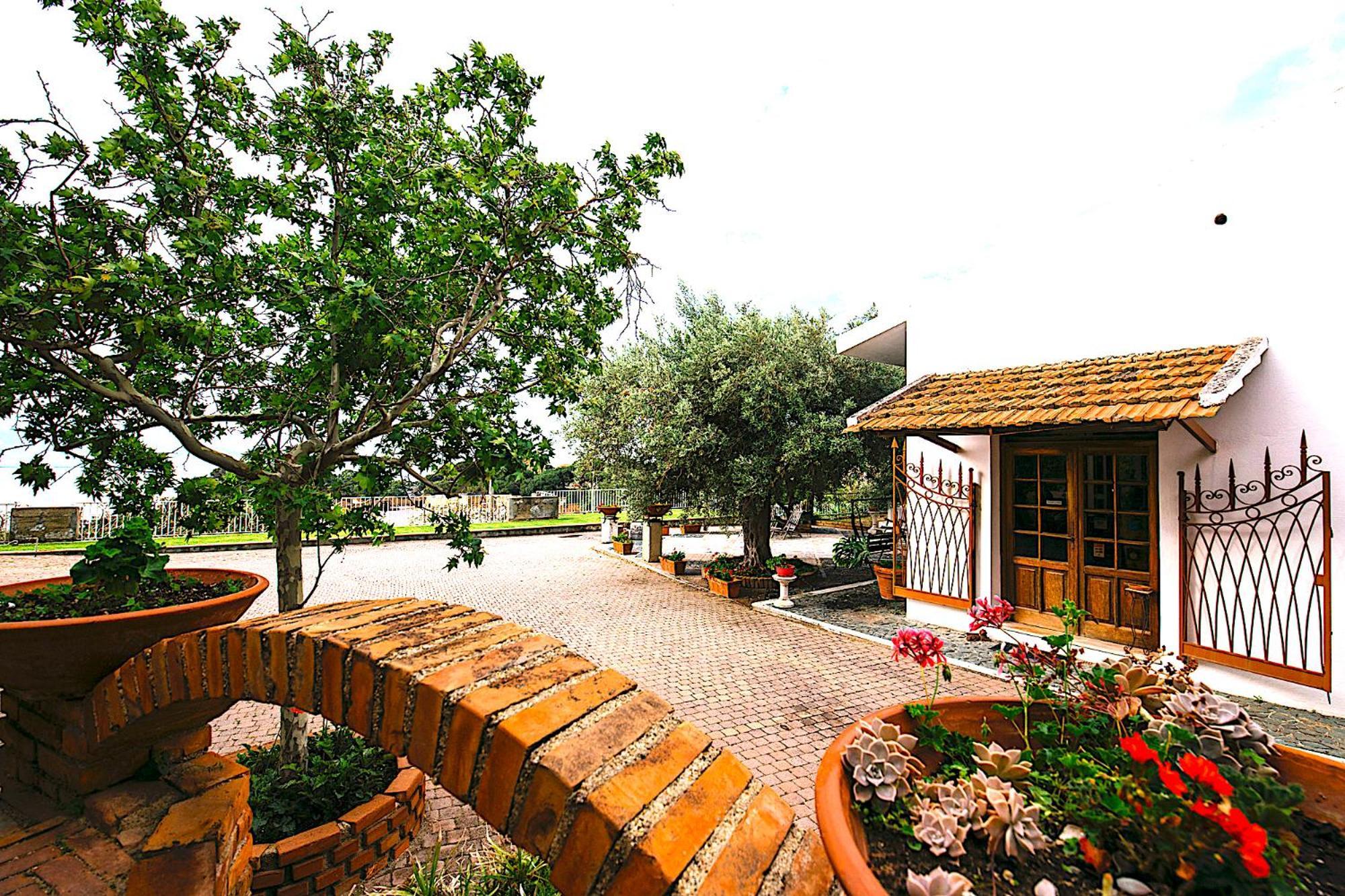 Guest house Scilla E Cariddi 3*